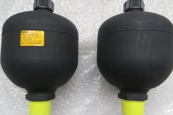 蓄能器充氣工具不會(huì)使用？這份使用指南要收好！